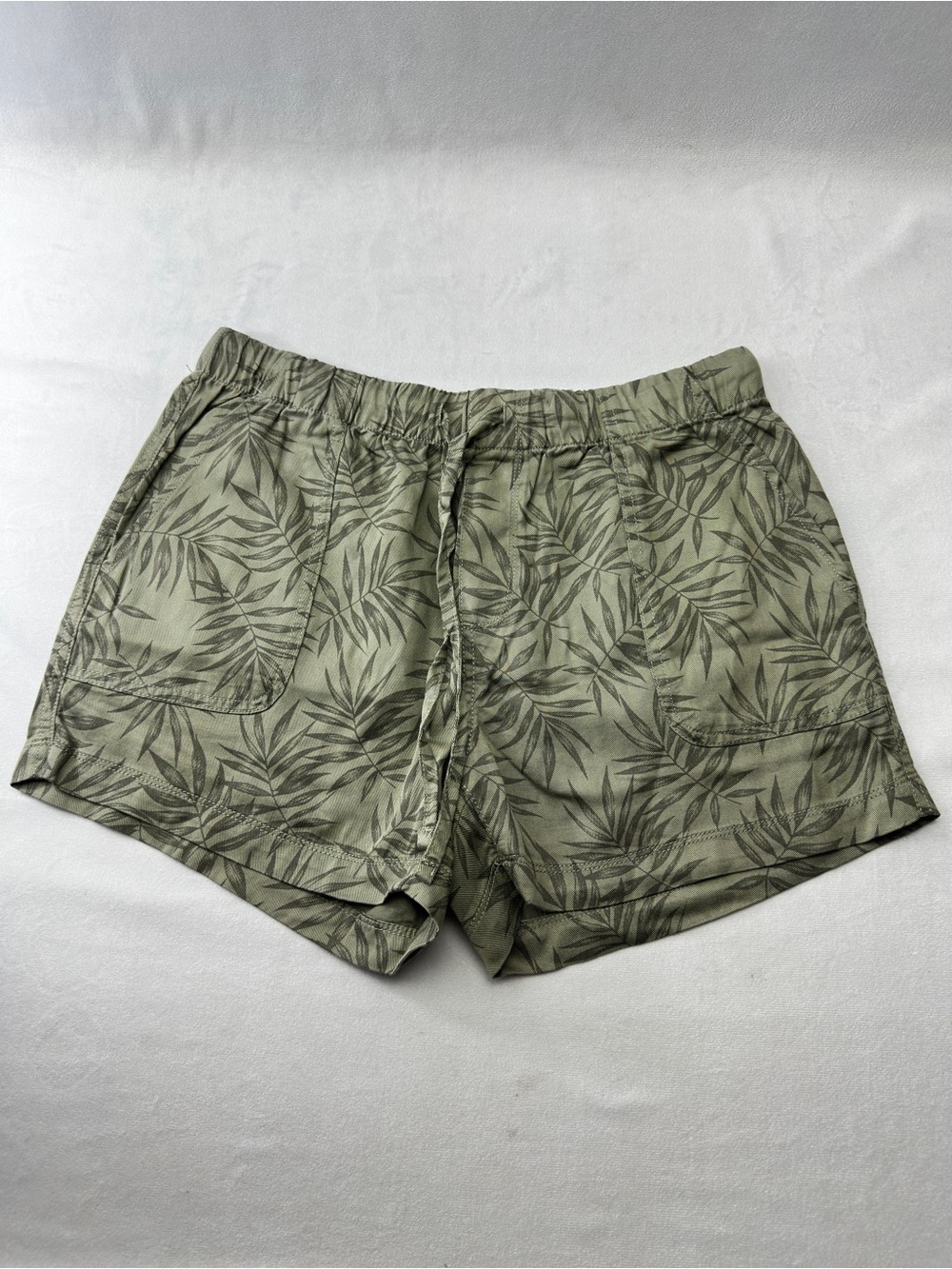 Gap Tropical Shorts Summer Green Small Green Leaf Pull-On Print Casual Womens
